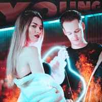 Angie, Martyn - Young